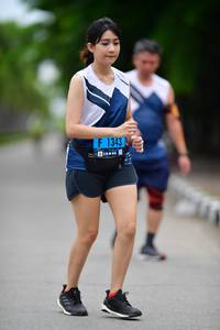 BIB: 1343
                            <button type="button" onclick="openModal(4593872)" class="btn btn-primary btn-sm float-right btn-popup" data-toggle="modal" data-target=".modal-high-quality">
                        <i class="fas fa-shopping-cart"></i> Add to Cart
                    </button>
                                            <button type="button" onclick="isThisMe(4593872, true)" class="btn btn-success btn-sm float-right btn-popup btn-isme hidden" data-toggle="tooltip" data-placement="bottom" title="นี่คือรูปของคุณใช่ไหม คลิกที่นี่เพื่อเอาเข้าอัลบั้ม">
                        <i class="fas fa-plus"></i> Add to album
                    </button>
                    <button type="button" onclick="isThisMe(4593872, false)" class="btn btn-warning btn-sm float-right btn-popup btn-isnotme hidden">
                        <i class="fas fa-ban"></i> Remove from album
                    </button>