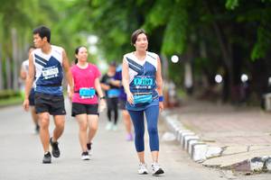 BIB: 7295, 2169
                            <button type="button" onclick="openModal(4618048)" class="btn btn-primary btn-sm float-right btn-popup" data-toggle="modal" data-target=".modal-high-quality">
                        <i class="fas fa-shopping-cart"></i> Add to Cart
                    </button>
                                            <button type="button" onclick="isThisMe(4618048, true)" class="btn btn-success btn-sm float-right btn-popup btn-isme hidden" data-toggle="tooltip" data-placement="bottom" title="นี่คือรูปของคุณใช่ไหม คลิกที่นี่เพื่อเอาเข้าอัลบั้ม">
                        <i class="fas fa-plus"></i> Add to album
                    </button>
                    <button type="button" onclick="isThisMe(4618048, false)" class="btn btn-warning btn-sm float-right btn-popup btn-isnotme hidden">
                        <i class="fas fa-ban"></i> Remove from album
                    </button>