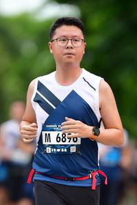 BIB: 6870
                            <button type="button" onclick="openModal(4688019)" class="btn btn-primary btn-sm float-right btn-popup" data-toggle="modal" data-target=".modal-high-quality">
                        <i class="fas fa-shopping-cart"></i> Add to Cart
                    </button>
                                            <button type="button" onclick="isThisMe(4688019, true)" class="btn btn-success btn-sm float-right btn-popup btn-isme hidden" data-toggle="tooltip" data-placement="bottom" title="นี่คือรูปของคุณใช่ไหม คลิกที่นี่เพื่อเอาเข้าอัลบั้ม">
                        <i class="fas fa-plus"></i> Add to album
                    </button>
                    <button type="button" onclick="isThisMe(4688019, false)" class="btn btn-warning btn-sm float-right btn-popup btn-isnotme hidden">
                        <i class="fas fa-ban"></i> Remove from album
                    </button>