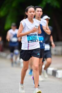 BIB: 1750
                            <button type="button" onclick="openModal(4686331)" class="btn btn-primary btn-sm float-right btn-popup" data-toggle="modal" data-target=".modal-high-quality">
                        <i class="fas fa-shopping-cart"></i> Add to Cart
                    </button>
                                            <button type="button" onclick="isThisMe(4686331, true)" class="btn btn-success btn-sm float-right btn-popup btn-isme hidden" data-toggle="tooltip" data-placement="bottom" title="นี่คือรูปของคุณใช่ไหม คลิกที่นี่เพื่อเอาเข้าอัลบั้ม">
                        <i class="fas fa-plus"></i> Add to album
                    </button>
                    <button type="button" onclick="isThisMe(4686331, false)" class="btn btn-warning btn-sm float-right btn-popup btn-isnotme hidden">
                        <i class="fas fa-ban"></i> Remove from album
                    </button>