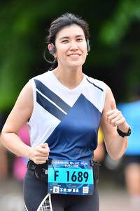 BIB: 1689
                            <button type="button" onclick="openModal(4687389)" class="btn btn-primary btn-sm float-right btn-popup" data-toggle="modal" data-target=".modal-high-quality">
                        <i class="fas fa-shopping-cart"></i> Add to Cart
                    </button>
                                            <button type="button" onclick="isThisMe(4687389, true)" class="btn btn-success btn-sm float-right btn-popup btn-isme hidden" data-toggle="tooltip" data-placement="bottom" title="นี่คือรูปของคุณใช่ไหม คลิกที่นี่เพื่อเอาเข้าอัลบั้ม">
                        <i class="fas fa-plus"></i> Add to album
                    </button>
                    <button type="button" onclick="isThisMe(4687389, false)" class="btn btn-warning btn-sm float-right btn-popup btn-isnotme hidden">
                        <i class="fas fa-ban"></i> Remove from album
                    </button>