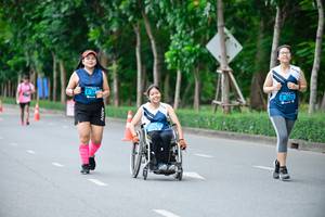 BIB: 
                            <button type="button" onclick="openModal(4724017)" class="btn btn-primary btn-sm float-right btn-popup" data-toggle="modal" data-target=".modal-high-quality">
                        <i class="fas fa-shopping-cart"></i> Add to Cart
                    </button>
                                            <button type="button" onclick="isThisMe(4724017, true)" class="btn btn-success btn-sm float-right btn-popup btn-isme hidden" data-toggle="tooltip" data-placement="bottom" title="นี่คือรูปของคุณใช่ไหม คลิกที่นี่เพื่อเอาเข้าอัลบั้ม">
                        <i class="fas fa-plus"></i> Add to album
                    </button>
                    <button type="button" onclick="isThisMe(4724017, false)" class="btn btn-warning btn-sm float-right btn-popup btn-isnotme hidden">
                        <i class="fas fa-ban"></i> Remove from album
                    </button>