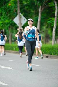 BIB: 1287
                            <button type="button" onclick="openModal(4718506)" class="btn btn-primary btn-sm float-right btn-popup" data-toggle="modal" data-target=".modal-high-quality">
                        <i class="fas fa-shopping-cart"></i> Add to Cart
                    </button>
                                            <button type="button" onclick="isThisMe(4718506, true)" class="btn btn-success btn-sm float-right btn-popup btn-isme hidden" data-toggle="tooltip" data-placement="bottom" title="นี่คือรูปของคุณใช่ไหม คลิกที่นี่เพื่อเอาเข้าอัลบั้ม">
                        <i class="fas fa-plus"></i> Add to album
                    </button>
                    <button type="button" onclick="isThisMe(4718506, false)" class="btn btn-warning btn-sm float-right btn-popup btn-isnotme hidden">
                        <i class="fas fa-ban"></i> Remove from album
                    </button>