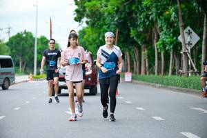 BIB: 2182
                            <button type="button" onclick="openModal(4723292)" class="btn btn-primary btn-sm float-right btn-popup" data-toggle="modal" data-target=".modal-high-quality">
                        <i class="fas fa-shopping-cart"></i> Add to Cart
                    </button>
                                            <button type="button" onclick="isThisMe(4723292, true)" class="btn btn-success btn-sm float-right btn-popup btn-isme hidden" data-toggle="tooltip" data-placement="bottom" title="นี่คือรูปของคุณใช่ไหม คลิกที่นี่เพื่อเอาเข้าอัลบั้ม">
                        <i class="fas fa-plus"></i> Add to album
                    </button>
                    <button type="button" onclick="isThisMe(4723292, false)" class="btn btn-warning btn-sm float-right btn-popup btn-isnotme hidden">
                        <i class="fas fa-ban"></i> Remove from album
                    </button>