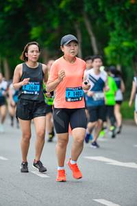 BIB: 2640, 1402
                            <button type="button" onclick="openModal(4717913)" class="btn btn-primary btn-sm float-right btn-popup" data-toggle="modal" data-target=".modal-high-quality">
                        <i class="fas fa-shopping-cart"></i> Add to Cart
                    </button>
                                            <button type="button" onclick="isThisMe(4717913, true)" class="btn btn-success btn-sm float-right btn-popup btn-isme hidden" data-toggle="tooltip" data-placement="bottom" title="นี่คือรูปของคุณใช่ไหม คลิกที่นี่เพื่อเอาเข้าอัลบั้ม">
                        <i class="fas fa-plus"></i> Add to album
                    </button>
                    <button type="button" onclick="isThisMe(4717913, false)" class="btn btn-warning btn-sm float-right btn-popup btn-isnotme hidden">
                        <i class="fas fa-ban"></i> Remove from album
                    </button>