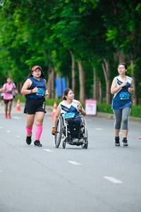 BIB: 2625, 226
                            <button type="button" onclick="openModal(4724010)" class="btn btn-primary btn-sm float-right btn-popup" data-toggle="modal" data-target=".modal-high-quality">
                        <i class="fas fa-shopping-cart"></i> Add to Cart
                    </button>
                                            <button type="button" onclick="isThisMe(4724010, true)" class="btn btn-success btn-sm float-right btn-popup btn-isme hidden" data-toggle="tooltip" data-placement="bottom" title="นี่คือรูปของคุณใช่ไหม คลิกที่นี่เพื่อเอาเข้าอัลบั้ม">
                        <i class="fas fa-plus"></i> Add to album
                    </button>
                    <button type="button" onclick="isThisMe(4724010, false)" class="btn btn-warning btn-sm float-right btn-popup btn-isnotme hidden">
                        <i class="fas fa-ban"></i> Remove from album
                    </button>