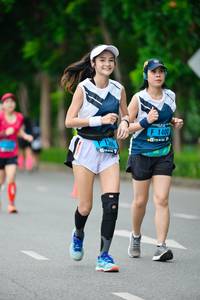 BIB: 1400, 1306
                            <button type="button" onclick="openModal(4720397)" class="btn btn-primary btn-sm float-right btn-popup" data-toggle="modal" data-target=".modal-high-quality">
                        <i class="fas fa-shopping-cart"></i> Add to Cart
                    </button>
                                            <button type="button" onclick="isThisMe(4720397, true)" class="btn btn-success btn-sm float-right btn-popup btn-isme hidden" data-toggle="tooltip" data-placement="bottom" title="นี่คือรูปของคุณใช่ไหม คลิกที่นี่เพื่อเอาเข้าอัลบั้ม">
                        <i class="fas fa-plus"></i> Add to album
                    </button>
                    <button type="button" onclick="isThisMe(4720397, false)" class="btn btn-warning btn-sm float-right btn-popup btn-isnotme hidden">
                        <i class="fas fa-ban"></i> Remove from album
                    </button>