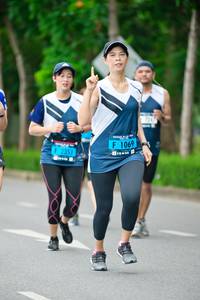 BIB: 1069, 2351
                            <button type="button" onclick="openModal(4720488)" class="btn btn-primary btn-sm float-right btn-popup" data-toggle="modal" data-target=".modal-high-quality">
                        <i class="fas fa-shopping-cart"></i> Add to Cart
                    </button>
                                            <button type="button" onclick="isThisMe(4720488, true)" class="btn btn-success btn-sm float-right btn-popup btn-isme hidden" data-toggle="tooltip" data-placement="bottom" title="นี่คือรูปของคุณใช่ไหม คลิกที่นี่เพื่อเอาเข้าอัลบั้ม">
                        <i class="fas fa-plus"></i> Add to album
                    </button>
                    <button type="button" onclick="isThisMe(4720488, false)" class="btn btn-warning btn-sm float-right btn-popup btn-isnotme hidden">
                        <i class="fas fa-ban"></i> Remove from album
                    </button>