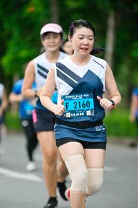 BIB: 2160
                            <button type="button" onclick="openModal(4719010)" class="btn btn-primary btn-sm float-right btn-popup" data-toggle="modal" data-target=".modal-high-quality">
                        <i class="fas fa-shopping-cart"></i> Add to Cart
                    </button>
                                            <button type="button" onclick="isThisMe(4719010, true)" class="btn btn-success btn-sm float-right btn-popup btn-isme hidden" data-toggle="tooltip" data-placement="bottom" title="นี่คือรูปของคุณใช่ไหม คลิกที่นี่เพื่อเอาเข้าอัลบั้ม">
                        <i class="fas fa-plus"></i> Add to album
                    </button>
                    <button type="button" onclick="isThisMe(4719010, false)" class="btn btn-warning btn-sm float-right btn-popup btn-isnotme hidden">
                        <i class="fas fa-ban"></i> Remove from album
                    </button>