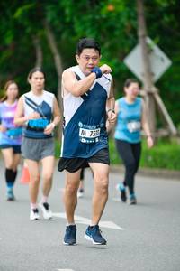 BIB: 7533
                            <button type="button" onclick="openModal(4720286)" class="btn btn-primary btn-sm float-right btn-popup" data-toggle="modal" data-target=".modal-high-quality">
                        <i class="fas fa-shopping-cart"></i> Add to Cart
                    </button>
                                            <button type="button" onclick="isThisMe(4720286, true)" class="btn btn-success btn-sm float-right btn-popup btn-isme hidden" data-toggle="tooltip" data-placement="bottom" title="นี่คือรูปของคุณใช่ไหม คลิกที่นี่เพื่อเอาเข้าอัลบั้ม">
                        <i class="fas fa-plus"></i> Add to album
                    </button>
                    <button type="button" onclick="isThisMe(4720286, false)" class="btn btn-warning btn-sm float-right btn-popup btn-isnotme hidden">
                        <i class="fas fa-ban"></i> Remove from album
                    </button>