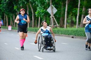 BIB: 226
                            <button type="button" onclick="openModal(4724023)" class="btn btn-primary btn-sm float-right btn-popup" data-toggle="modal" data-target=".modal-high-quality">
                        <i class="fas fa-shopping-cart"></i> Add to Cart
                    </button>
                                            <button type="button" onclick="isThisMe(4724023, true)" class="btn btn-success btn-sm float-right btn-popup btn-isme hidden" data-toggle="tooltip" data-placement="bottom" title="นี่คือรูปของคุณใช่ไหม คลิกที่นี่เพื่อเอาเข้าอัลบั้ม">
                        <i class="fas fa-plus"></i> Add to album
                    </button>
                    <button type="button" onclick="isThisMe(4724023, false)" class="btn btn-warning btn-sm float-right btn-popup btn-isnotme hidden">
                        <i class="fas fa-ban"></i> Remove from album
                    </button>