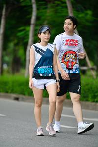 BIB: 2393
                            <button type="button" onclick="openModal(4720885)" class="btn btn-primary btn-sm float-right btn-popup" data-toggle="modal" data-target=".modal-high-quality">
                        <i class="fas fa-shopping-cart"></i> Add to Cart
                    </button>
                                            <button type="button" onclick="isThisMe(4720885, true)" class="btn btn-success btn-sm float-right btn-popup btn-isme hidden" data-toggle="tooltip" data-placement="bottom" title="นี่คือรูปของคุณใช่ไหม คลิกที่นี่เพื่อเอาเข้าอัลบั้ม">
                        <i class="fas fa-plus"></i> Add to album
                    </button>
                    <button type="button" onclick="isThisMe(4720885, false)" class="btn btn-warning btn-sm float-right btn-popup btn-isnotme hidden">
                        <i class="fas fa-ban"></i> Remove from album
                    </button>