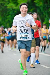 BIB: 5981
                            <button type="button" onclick="openModal(4717324)" class="btn btn-primary btn-sm float-right btn-popup" data-toggle="modal" data-target=".modal-high-quality">
                        <i class="fas fa-shopping-cart"></i> Add to Cart
                    </button>
                                            <button type="button" onclick="isThisMe(4717324, true)" class="btn btn-success btn-sm float-right btn-popup btn-isme hidden" data-toggle="tooltip" data-placement="bottom" title="นี่คือรูปของคุณใช่ไหม คลิกที่นี่เพื่อเอาเข้าอัลบั้ม">
                        <i class="fas fa-plus"></i> Add to album
                    </button>
                    <button type="button" onclick="isThisMe(4717324, false)" class="btn btn-warning btn-sm float-right btn-popup btn-isnotme hidden">
                        <i class="fas fa-ban"></i> Remove from album
                    </button>