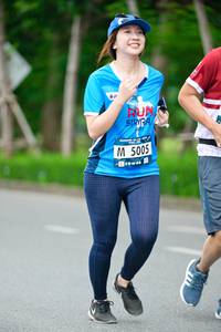 BIB: 5005
                            <button type="button" onclick="openModal(4723666)" class="btn btn-primary btn-sm float-right btn-popup" data-toggle="modal" data-target=".modal-high-quality">
                        <i class="fas fa-shopping-cart"></i> Add to Cart
                    </button>
                                            <button type="button" onclick="isThisMe(4723666, true)" class="btn btn-success btn-sm float-right btn-popup btn-isme hidden" data-toggle="tooltip" data-placement="bottom" title="นี่คือรูปของคุณใช่ไหม คลิกที่นี่เพื่อเอาเข้าอัลบั้ม">
                        <i class="fas fa-plus"></i> Add to album
                    </button>
                    <button type="button" onclick="isThisMe(4723666, false)" class="btn btn-warning btn-sm float-right btn-popup btn-isnotme hidden">
                        <i class="fas fa-ban"></i> Remove from album
                    </button>