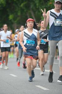 BIB: 693, 1690
                            <button type="button" onclick="openModal(4611052)" class="btn btn-primary btn-sm float-right btn-popup" data-toggle="modal" data-target=".modal-high-quality">
                        <i class="fas fa-shopping-cart"></i> Add to Cart
                    </button>
                                            <button type="button" onclick="isThisMe(4611052, true)" class="btn btn-success btn-sm float-right btn-popup btn-isme hidden" data-toggle="tooltip" data-placement="bottom" title="นี่คือรูปของคุณใช่ไหม คลิกที่นี่เพื่อเอาเข้าอัลบั้ม">
                        <i class="fas fa-plus"></i> Add to album
                    </button>
                    <button type="button" onclick="isThisMe(4611052, false)" class="btn btn-warning btn-sm float-right btn-popup btn-isnotme hidden">
                        <i class="fas fa-ban"></i> Remove from album
                    </button>