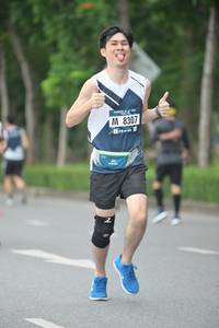 BIB: 8307
                            <button type="button" onclick="openModal(4620583)" class="btn btn-primary btn-sm float-right btn-popup" data-toggle="modal" data-target=".modal-high-quality">
                        <i class="fas fa-shopping-cart"></i> Add to Cart
                    </button>
                                            <button type="button" onclick="isThisMe(4620583, true)" class="btn btn-success btn-sm float-right btn-popup btn-isme hidden" data-toggle="tooltip" data-placement="bottom" title="นี่คือรูปของคุณใช่ไหม คลิกที่นี่เพื่อเอาเข้าอัลบั้ม">
                        <i class="fas fa-plus"></i> Add to album
                    </button>
                    <button type="button" onclick="isThisMe(4620583, false)" class="btn btn-warning btn-sm float-right btn-popup btn-isnotme hidden">
                        <i class="fas fa-ban"></i> Remove from album
                    </button>