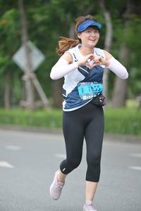 BIB: 1855
                            <button type="button" onclick="openModal(4587432)" class="btn btn-primary btn-sm float-right btn-popup" data-toggle="modal" data-target=".modal-high-quality">
                        <i class="fas fa-shopping-cart"></i> Add to Cart
                    </button>
                                            <button type="button" onclick="isThisMe(4587432, true)" class="btn btn-success btn-sm float-right btn-popup btn-isme hidden" data-toggle="tooltip" data-placement="bottom" title="นี่คือรูปของคุณใช่ไหม คลิกที่นี่เพื่อเอาเข้าอัลบั้ม">
                        <i class="fas fa-plus"></i> Add to album
                    </button>
                    <button type="button" onclick="isThisMe(4587432, false)" class="btn btn-warning btn-sm float-right btn-popup btn-isnotme hidden">
                        <i class="fas fa-ban"></i> Remove from album
                    </button>