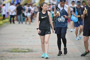 BIB: 5928
                            <button type="button" onclick="openModal(4590603)" class="btn btn-primary btn-sm float-right btn-popup" data-toggle="modal" data-target=".modal-high-quality">
                        <i class="fas fa-shopping-cart"></i> Add to Cart
                    </button>
                                            <button type="button" onclick="isThisMe(4590603, true)" class="btn btn-success btn-sm float-right btn-popup btn-isme hidden" data-toggle="tooltip" data-placement="bottom" title="นี่คือรูปของคุณใช่ไหม คลิกที่นี่เพื่อเอาเข้าอัลบั้ม">
                        <i class="fas fa-plus"></i> Add to album
                    </button>
                    <button type="button" onclick="isThisMe(4590603, false)" class="btn btn-warning btn-sm float-right btn-popup btn-isnotme hidden">
                        <i class="fas fa-ban"></i> Remove from album
                    </button>