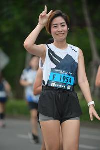 BIB: 1954
                            <button type="button" onclick="openModal(4612872)" class="btn btn-primary btn-sm float-right btn-popup" data-toggle="modal" data-target=".modal-high-quality">
                        <i class="fas fa-shopping-cart"></i> Add to Cart
                    </button>
                                            <button type="button" onclick="isThisMe(4612872, true)" class="btn btn-success btn-sm float-right btn-popup btn-isme hidden" data-toggle="tooltip" data-placement="bottom" title="นี่คือรูปของคุณใช่ไหม คลิกที่นี่เพื่อเอาเข้าอัลบั้ม">
                        <i class="fas fa-plus"></i> Add to album
                    </button>
                    <button type="button" onclick="isThisMe(4612872, false)" class="btn btn-warning btn-sm float-right btn-popup btn-isnotme hidden">
                        <i class="fas fa-ban"></i> Remove from album
                    </button>