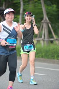 BIB: 1896, 1842
                            <button type="button" onclick="openModal(4587390)" class="btn btn-primary btn-sm float-right btn-popup" data-toggle="modal" data-target=".modal-high-quality">
                        <i class="fas fa-shopping-cart"></i> Add to Cart
                    </button>
                                            <button type="button" onclick="isThisMe(4587390, true)" class="btn btn-success btn-sm float-right btn-popup btn-isme hidden" data-toggle="tooltip" data-placement="bottom" title="นี่คือรูปของคุณใช่ไหม คลิกที่นี่เพื่อเอาเข้าอัลบั้ม">
                        <i class="fas fa-plus"></i> Add to album
                    </button>
                    <button type="button" onclick="isThisMe(4587390, false)" class="btn btn-warning btn-sm float-right btn-popup btn-isnotme hidden">
                        <i class="fas fa-ban"></i> Remove from album
                    </button>