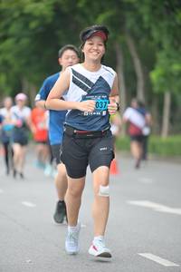 BIB: 037
                            <button type="button" onclick="openModal(4611701)" class="btn btn-primary btn-sm float-right btn-popup" data-toggle="modal" data-target=".modal-high-quality">
                        <i class="fas fa-shopping-cart"></i> Add to Cart
                    </button>
                                            <button type="button" onclick="isThisMe(4611701, true)" class="btn btn-success btn-sm float-right btn-popup btn-isme hidden" data-toggle="tooltip" data-placement="bottom" title="นี่คือรูปของคุณใช่ไหม คลิกที่นี่เพื่อเอาเข้าอัลบั้ม">
                        <i class="fas fa-plus"></i> Add to album
                    </button>
                    <button type="button" onclick="isThisMe(4611701, false)" class="btn btn-warning btn-sm float-right btn-popup btn-isnotme hidden">
                        <i class="fas fa-ban"></i> Remove from album
                    </button>