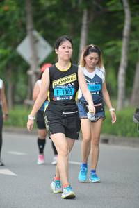 BIB: 1305, 1891
                            <button type="button" onclick="openModal(4587560)" class="btn btn-primary btn-sm float-right btn-popup" data-toggle="modal" data-target=".modal-high-quality">
                        <i class="fas fa-shopping-cart"></i> Add to Cart
                    </button>
                                            <button type="button" onclick="isThisMe(4587560, true)" class="btn btn-success btn-sm float-right btn-popup btn-isme hidden" data-toggle="tooltip" data-placement="bottom" title="นี่คือรูปของคุณใช่ไหม คลิกที่นี่เพื่อเอาเข้าอัลบั้ม">
                        <i class="fas fa-plus"></i> Add to album
                    </button>
                    <button type="button" onclick="isThisMe(4587560, false)" class="btn btn-warning btn-sm float-right btn-popup btn-isnotme hidden">
                        <i class="fas fa-ban"></i> Remove from album
                    </button>