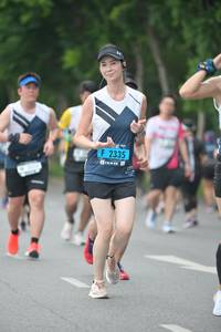 BIB: 2335
                            <button type="button" onclick="openModal(4604054)" class="btn btn-primary btn-sm float-right btn-popup" data-toggle="modal" data-target=".modal-high-quality">
                        <i class="fas fa-shopping-cart"></i> Add to Cart
                    </button>
                                            <button type="button" onclick="isThisMe(4604054, true)" class="btn btn-success btn-sm float-right btn-popup btn-isme hidden" data-toggle="tooltip" data-placement="bottom" title="นี่คือรูปของคุณใช่ไหม คลิกที่นี่เพื่อเอาเข้าอัลบั้ม">
                        <i class="fas fa-plus"></i> Add to album
                    </button>
                    <button type="button" onclick="isThisMe(4604054, false)" class="btn btn-warning btn-sm float-right btn-popup btn-isnotme hidden">
                        <i class="fas fa-ban"></i> Remove from album
                    </button>