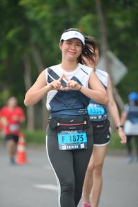 BIB: 1334, 1875
                            <button type="button" onclick="openModal(4618593)" class="btn btn-primary btn-sm float-right btn-popup" data-toggle="modal" data-target=".modal-high-quality">
                        <i class="fas fa-shopping-cart"></i> Add to Cart
                    </button>
                                            <button type="button" onclick="isThisMe(4618593, true)" class="btn btn-success btn-sm float-right btn-popup btn-isme hidden" data-toggle="tooltip" data-placement="bottom" title="นี่คือรูปของคุณใช่ไหม คลิกที่นี่เพื่อเอาเข้าอัลบั้ม">
                        <i class="fas fa-plus"></i> Add to album
                    </button>
                    <button type="button" onclick="isThisMe(4618593, false)" class="btn btn-warning btn-sm float-right btn-popup btn-isnotme hidden">
                        <i class="fas fa-ban"></i> Remove from album
                    </button>