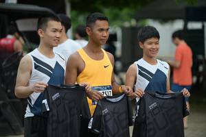 BIB: 7517
                            <button type="button" onclick="openModal(4590645)" class="btn btn-primary btn-sm float-right btn-popup" data-toggle="modal" data-target=".modal-high-quality">
                        <i class="fas fa-shopping-cart"></i> Add to Cart
                    </button>
                                            <button type="button" onclick="isThisMe(4590645, true)" class="btn btn-success btn-sm float-right btn-popup btn-isme hidden" data-toggle="tooltip" data-placement="bottom" title="นี่คือรูปของคุณใช่ไหม คลิกที่นี่เพื่อเอาเข้าอัลบั้ม">
                        <i class="fas fa-plus"></i> Add to album
                    </button>
                    <button type="button" onclick="isThisMe(4590645, false)" class="btn btn-warning btn-sm float-right btn-popup btn-isnotme hidden">
                        <i class="fas fa-ban"></i> Remove from album
                    </button>