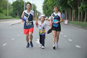 BIB: 7611
                            <button type="button" onclick="openModal(4590333)" class="btn btn-primary btn-sm float-right btn-popup" data-toggle="modal" data-target=".modal-high-quality">
                        <i class="fas fa-shopping-cart"></i> Add to Cart
                    </button>
                                            <button type="button" onclick="isThisMe(4590333, true)" class="btn btn-success btn-sm float-right btn-popup btn-isme hidden" data-toggle="tooltip" data-placement="bottom" title="นี่คือรูปของคุณใช่ไหม คลิกที่นี่เพื่อเอาเข้าอัลบั้ม">
                        <i class="fas fa-plus"></i> Add to album
                    </button>
                    <button type="button" onclick="isThisMe(4590333, false)" class="btn btn-warning btn-sm float-right btn-popup btn-isnotme hidden">
                        <i class="fas fa-ban"></i> Remove from album
                    </button>