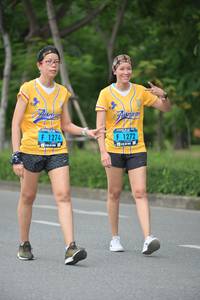 BIB: 1274, 1272
                            <button type="button" onclick="openModal(4585772)" class="btn btn-primary btn-sm float-right btn-popup" data-toggle="modal" data-target=".modal-high-quality">
                        <i class="fas fa-shopping-cart"></i> Add to Cart
                    </button>
                                            <button type="button" onclick="isThisMe(4585772, true)" class="btn btn-success btn-sm float-right btn-popup btn-isme hidden" data-toggle="tooltip" data-placement="bottom" title="นี่คือรูปของคุณใช่ไหม คลิกที่นี่เพื่อเอาเข้าอัลบั้ม">
                        <i class="fas fa-plus"></i> Add to album
                    </button>
                    <button type="button" onclick="isThisMe(4585772, false)" class="btn btn-warning btn-sm float-right btn-popup btn-isnotme hidden">
                        <i class="fas fa-ban"></i> Remove from album
                    </button>