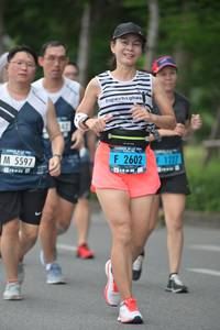 BIB: 2602, 5597, 1227
                            <button type="button" onclick="openModal(4603044)" class="btn btn-primary btn-sm float-right btn-popup" data-toggle="modal" data-target=".modal-high-quality">
                        <i class="fas fa-shopping-cart"></i> Add to Cart
                    </button>
                                            <button type="button" onclick="isThisMe(4603044, true)" class="btn btn-success btn-sm float-right btn-popup btn-isme hidden" data-toggle="tooltip" data-placement="bottom" title="นี่คือรูปของคุณใช่ไหม คลิกที่นี่เพื่อเอาเข้าอัลบั้ม">
                        <i class="fas fa-plus"></i> Add to album
                    </button>
                    <button type="button" onclick="isThisMe(4603044, false)" class="btn btn-warning btn-sm float-right btn-popup btn-isnotme hidden">
                        <i class="fas fa-ban"></i> Remove from album
                    </button>