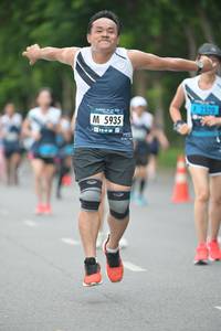 BIB: 2320, 5935
                            <button type="button" onclick="openModal(4618763)" class="btn btn-primary btn-sm float-right btn-popup" data-toggle="modal" data-target=".modal-high-quality">
                        <i class="fas fa-shopping-cart"></i> Add to Cart
                    </button>
                                            <button type="button" onclick="isThisMe(4618763, true)" class="btn btn-success btn-sm float-right btn-popup btn-isme hidden" data-toggle="tooltip" data-placement="bottom" title="นี่คือรูปของคุณใช่ไหม คลิกที่นี่เพื่อเอาเข้าอัลบั้ม">
                        <i class="fas fa-plus"></i> Add to album
                    </button>
                    <button type="button" onclick="isThisMe(4618763, false)" class="btn btn-warning btn-sm float-right btn-popup btn-isnotme hidden">
                        <i class="fas fa-ban"></i> Remove from album
                    </button>