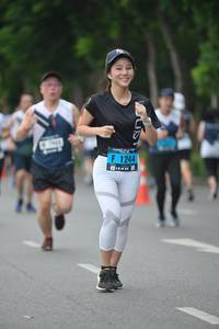 BIB: 1244
                            <button type="button" onclick="openModal(4604659)" class="btn btn-primary btn-sm float-right btn-popup" data-toggle="modal" data-target=".modal-high-quality">
                        <i class="fas fa-shopping-cart"></i> Add to Cart
                    </button>
                                            <button type="button" onclick="isThisMe(4604659, true)" class="btn btn-success btn-sm float-right btn-popup btn-isme hidden" data-toggle="tooltip" data-placement="bottom" title="นี่คือรูปของคุณใช่ไหม คลิกที่นี่เพื่อเอาเข้าอัลบั้ม">
                        <i class="fas fa-plus"></i> Add to album
                    </button>
                    <button type="button" onclick="isThisMe(4604659, false)" class="btn btn-warning btn-sm float-right btn-popup btn-isnotme hidden">
                        <i class="fas fa-ban"></i> Remove from album
                    </button>