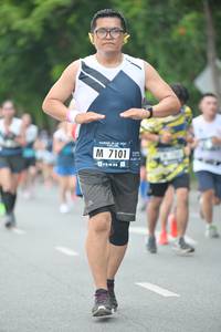 BIB: 7101
                            <button type="button" onclick="openModal(4601796)" class="btn btn-primary btn-sm float-right btn-popup" data-toggle="modal" data-target=".modal-high-quality">
                        <i class="fas fa-shopping-cart"></i> Add to Cart
                    </button>
                                            <button type="button" onclick="isThisMe(4601796, true)" class="btn btn-success btn-sm float-right btn-popup btn-isme hidden" data-toggle="tooltip" data-placement="bottom" title="นี่คือรูปของคุณใช่ไหม คลิกที่นี่เพื่อเอาเข้าอัลบั้ม">
                        <i class="fas fa-plus"></i> Add to album
                    </button>
                    <button type="button" onclick="isThisMe(4601796, false)" class="btn btn-warning btn-sm float-right btn-popup btn-isnotme hidden">
                        <i class="fas fa-ban"></i> Remove from album
                    </button>