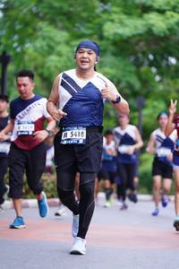 BIB: 659, 5418
                            <button type="button" onclick="openModal(4698641)" class="btn btn-primary btn-sm float-right btn-popup" data-toggle="modal" data-target=".modal-high-quality">
                        <i class="fas fa-shopping-cart"></i> Add to Cart
                    </button>
                                            <button type="button" onclick="isThisMe(4698641, true)" class="btn btn-success btn-sm float-right btn-popup btn-isme hidden" data-toggle="tooltip" data-placement="bottom" title="นี่คือรูปของคุณใช่ไหม คลิกที่นี่เพื่อเอาเข้าอัลบั้ม">
                        <i class="fas fa-plus"></i> Add to album
                    </button>
                    <button type="button" onclick="isThisMe(4698641, false)" class="btn btn-warning btn-sm float-right btn-popup btn-isnotme hidden">
                        <i class="fas fa-ban"></i> Remove from album
                    </button>