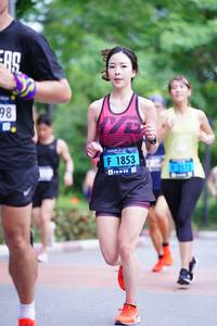 BIB: 1853, 2373
                            <button type="button" onclick="openModal(4692265)" class="btn btn-primary btn-sm float-right btn-popup" data-toggle="modal" data-target=".modal-high-quality">
                        <i class="fas fa-shopping-cart"></i> Add to Cart
                    </button>
                                            <button type="button" onclick="isThisMe(4692265, true)" class="btn btn-success btn-sm float-right btn-popup btn-isme hidden" data-toggle="tooltip" data-placement="bottom" title="นี่คือรูปของคุณใช่ไหม คลิกที่นี่เพื่อเอาเข้าอัลบั้ม">
                        <i class="fas fa-plus"></i> Add to album
                    </button>
                    <button type="button" onclick="isThisMe(4692265, false)" class="btn btn-warning btn-sm float-right btn-popup btn-isnotme hidden">
                        <i class="fas fa-ban"></i> Remove from album
                    </button>