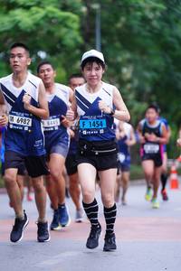 BIB: 6982, 1454, 8445
                            <button type="button" onclick="openModal(4695560)" class="btn btn-primary btn-sm float-right btn-popup" data-toggle="modal" data-target=".modal-high-quality">
                        <i class="fas fa-shopping-cart"></i> Add to Cart
                    </button>
                                            <button type="button" onclick="isThisMe(4695560, true)" class="btn btn-success btn-sm float-right btn-popup btn-isme hidden" data-toggle="tooltip" data-placement="bottom" title="นี่คือรูปของคุณใช่ไหม คลิกที่นี่เพื่อเอาเข้าอัลบั้ม">
                        <i class="fas fa-plus"></i> Add to album
                    </button>
                    <button type="button" onclick="isThisMe(4695560, false)" class="btn btn-warning btn-sm float-right btn-popup btn-isnotme hidden">
                        <i class="fas fa-ban"></i> Remove from album
                    </button>