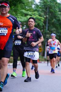 BIB: 6368, 8577, 6186
                            <button type="button" onclick="openModal(4704413)" class="btn btn-primary btn-sm float-right btn-popup" data-toggle="modal" data-target=".modal-high-quality">
                        <i class="fas fa-shopping-cart"></i> Add to Cart
                    </button>
                                            <button type="button" onclick="isThisMe(4704413, true)" class="btn btn-success btn-sm float-right btn-popup btn-isme hidden" data-toggle="tooltip" data-placement="bottom" title="นี่คือรูปของคุณใช่ไหม คลิกที่นี่เพื่อเอาเข้าอัลบั้ม">
                        <i class="fas fa-plus"></i> Add to album
                    </button>
                    <button type="button" onclick="isThisMe(4704413, false)" class="btn btn-warning btn-sm float-right btn-popup btn-isnotme hidden">
                        <i class="fas fa-ban"></i> Remove from album
                    </button>