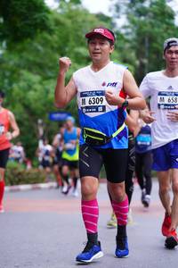 BIB: 658, 6309
                            <button type="button" onclick="openModal(4692975)" class="btn btn-primary btn-sm float-right btn-popup" data-toggle="modal" data-target=".modal-high-quality">
                        <i class="fas fa-shopping-cart"></i> Add to Cart
                    </button>
                                            <button type="button" onclick="isThisMe(4692975, true)" class="btn btn-success btn-sm float-right btn-popup btn-isme hidden" data-toggle="tooltip" data-placement="bottom" title="นี่คือรูปของคุณใช่ไหม คลิกที่นี่เพื่อเอาเข้าอัลบั้ม">
                        <i class="fas fa-plus"></i> Add to album
                    </button>
                    <button type="button" onclick="isThisMe(4692975, false)" class="btn btn-warning btn-sm float-right btn-popup btn-isnotme hidden">
                        <i class="fas fa-ban"></i> Remove from album
                    </button>