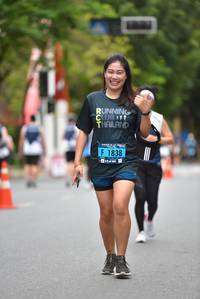 BIB: 1838
                            <button type="button" onclick="openModal(4698240)" class="btn btn-primary btn-sm float-right btn-popup" data-toggle="modal" data-target=".modal-high-quality">
                        <i class="fas fa-shopping-cart"></i> Add to Cart
                    </button>
                                            <button type="button" onclick="isThisMe(4698240, true)" class="btn btn-success btn-sm float-right btn-popup btn-isme hidden" data-toggle="tooltip" data-placement="bottom" title="นี่คือรูปของคุณใช่ไหม คลิกที่นี่เพื่อเอาเข้าอัลบั้ม">
                        <i class="fas fa-plus"></i> Add to album
                    </button>
                    <button type="button" onclick="isThisMe(4698240, false)" class="btn btn-warning btn-sm float-right btn-popup btn-isnotme hidden">
                        <i class="fas fa-ban"></i> Remove from album
                    </button>