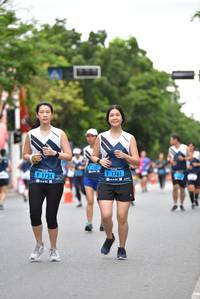 BIB: 1761, 1734
                            <button type="button" onclick="openModal(4698278)" class="btn btn-primary btn-sm float-right btn-popup" data-toggle="modal" data-target=".modal-high-quality">
                        <i class="fas fa-shopping-cart"></i> Add to Cart
                    </button>
                                            <button type="button" onclick="isThisMe(4698278, true)" class="btn btn-success btn-sm float-right btn-popup btn-isme hidden" data-toggle="tooltip" data-placement="bottom" title="นี่คือรูปของคุณใช่ไหม คลิกที่นี่เพื่อเอาเข้าอัลบั้ม">
                        <i class="fas fa-plus"></i> Add to album
                    </button>
                    <button type="button" onclick="isThisMe(4698278, false)" class="btn btn-warning btn-sm float-right btn-popup btn-isnotme hidden">
                        <i class="fas fa-ban"></i> Remove from album
                    </button>