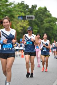 BIB: 1860, 2569
                            <button type="button" onclick="openModal(4689838)" class="btn btn-primary btn-sm float-right btn-popup" data-toggle="modal" data-target=".modal-high-quality">
                        <i class="fas fa-shopping-cart"></i> Add to Cart
                    </button>
                                            <button type="button" onclick="isThisMe(4689838, true)" class="btn btn-success btn-sm float-right btn-popup btn-isme hidden" data-toggle="tooltip" data-placement="bottom" title="นี่คือรูปของคุณใช่ไหม คลิกที่นี่เพื่อเอาเข้าอัลบั้ม">
                        <i class="fas fa-plus"></i> Add to album
                    </button>
                    <button type="button" onclick="isThisMe(4689838, false)" class="btn btn-warning btn-sm float-right btn-popup btn-isnotme hidden">
                        <i class="fas fa-ban"></i> Remove from album
                    </button>