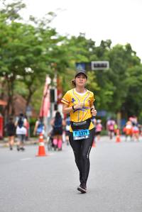 BIB: 1329
                            <button type="button" onclick="openModal(4688670)" class="btn btn-primary btn-sm float-right btn-popup" data-toggle="modal" data-target=".modal-high-quality">
                        <i class="fas fa-shopping-cart"></i> Add to Cart
                    </button>
                                            <button type="button" onclick="isThisMe(4688670, true)" class="btn btn-success btn-sm float-right btn-popup btn-isme hidden" data-toggle="tooltip" data-placement="bottom" title="นี่คือรูปของคุณใช่ไหม คลิกที่นี่เพื่อเอาเข้าอัลบั้ม">
                        <i class="fas fa-plus"></i> Add to album
                    </button>
                    <button type="button" onclick="isThisMe(4688670, false)" class="btn btn-warning btn-sm float-right btn-popup btn-isnotme hidden">
                        <i class="fas fa-ban"></i> Remove from album
                    </button>