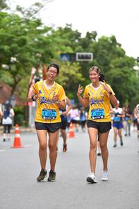 BIB: 1274, 1272
                            <button type="button" onclick="openModal(4698275)" class="btn btn-primary btn-sm float-right btn-popup" data-toggle="modal" data-target=".modal-high-quality">
                        <i class="fas fa-shopping-cart"></i> Add to Cart
                    </button>
                                            <button type="button" onclick="isThisMe(4698275, true)" class="btn btn-success btn-sm float-right btn-popup btn-isme hidden" data-toggle="tooltip" data-placement="bottom" title="นี่คือรูปของคุณใช่ไหม คลิกที่นี่เพื่อเอาเข้าอัลบั้ม">
                        <i class="fas fa-plus"></i> Add to album
                    </button>
                    <button type="button" onclick="isThisMe(4698275, false)" class="btn btn-warning btn-sm float-right btn-popup btn-isnotme hidden">
                        <i class="fas fa-ban"></i> Remove from album
                    </button>