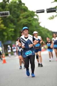 BIB: 1770
                            <button type="button" onclick="openModal(4685235)" class="btn btn-primary btn-sm float-right btn-popup" data-toggle="modal" data-target=".modal-high-quality">
                        <i class="fas fa-shopping-cart"></i> Add to Cart
                    </button>
                                            <button type="button" onclick="isThisMe(4685235, true)" class="btn btn-success btn-sm float-right btn-popup btn-isme hidden" data-toggle="tooltip" data-placement="bottom" title="นี่คือรูปของคุณใช่ไหม คลิกที่นี่เพื่อเอาเข้าอัลบั้ม">
                        <i class="fas fa-plus"></i> Add to album
                    </button>
                    <button type="button" onclick="isThisMe(4685235, false)" class="btn btn-warning btn-sm float-right btn-popup btn-isnotme hidden">
                        <i class="fas fa-ban"></i> Remove from album
                    </button>