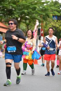 BIB: 2525, 1477
                            <button type="button" onclick="openModal(4689853)" class="btn btn-primary btn-sm float-right btn-popup" data-toggle="modal" data-target=".modal-high-quality">
                        <i class="fas fa-shopping-cart"></i> Add to Cart
                    </button>
                                            <button type="button" onclick="isThisMe(4689853, true)" class="btn btn-success btn-sm float-right btn-popup btn-isme hidden" data-toggle="tooltip" data-placement="bottom" title="นี่คือรูปของคุณใช่ไหม คลิกที่นี่เพื่อเอาเข้าอัลบั้ม">
                        <i class="fas fa-plus"></i> Add to album
                    </button>
                    <button type="button" onclick="isThisMe(4689853, false)" class="btn btn-warning btn-sm float-right btn-popup btn-isnotme hidden">
                        <i class="fas fa-ban"></i> Remove from album
                    </button>