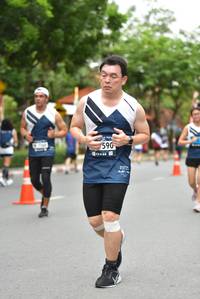 BIB: 590
                            <button type="button" onclick="openModal(4692749)" class="btn btn-primary btn-sm float-right btn-popup" data-toggle="modal" data-target=".modal-high-quality">
                        <i class="fas fa-shopping-cart"></i> Add to Cart
                    </button>
                                            <button type="button" onclick="isThisMe(4692749, true)" class="btn btn-success btn-sm float-right btn-popup btn-isme hidden" data-toggle="tooltip" data-placement="bottom" title="นี่คือรูปของคุณใช่ไหม คลิกที่นี่เพื่อเอาเข้าอัลบั้ม">
                        <i class="fas fa-plus"></i> Add to album
                    </button>
                    <button type="button" onclick="isThisMe(4692749, false)" class="btn btn-warning btn-sm float-right btn-popup btn-isnotme hidden">
                        <i class="fas fa-ban"></i> Remove from album
                    </button>