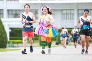 BIB: 1900, 1477
                            <button type="button" onclick="openModal(4678878)" class="btn btn-primary btn-sm float-right btn-popup" data-toggle="modal" data-target=".modal-high-quality">
                        <i class="fas fa-shopping-cart"></i> Add to Cart
                    </button>
                                            <button type="button" onclick="isThisMe(4678878, true)" class="btn btn-success btn-sm float-right btn-popup btn-isme hidden" data-toggle="tooltip" data-placement="bottom" title="นี่คือรูปของคุณใช่ไหม คลิกที่นี่เพื่อเอาเข้าอัลบั้ม">
                        <i class="fas fa-plus"></i> Add to album
                    </button>
                    <button type="button" onclick="isThisMe(4678878, false)" class="btn btn-warning btn-sm float-right btn-popup btn-isnotme hidden">
                        <i class="fas fa-ban"></i> Remove from album
                    </button>