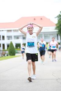 BIB: 2520
                            <button type="button" onclick="openModal(4678228)" class="btn btn-primary btn-sm float-right btn-popup" data-toggle="modal" data-target=".modal-high-quality">
                        <i class="fas fa-shopping-cart"></i> Add to Cart
                    </button>
                                            <button type="button" onclick="isThisMe(4678228, true)" class="btn btn-success btn-sm float-right btn-popup btn-isme hidden" data-toggle="tooltip" data-placement="bottom" title="นี่คือรูปของคุณใช่ไหม คลิกที่นี่เพื่อเอาเข้าอัลบั้ม">
                        <i class="fas fa-plus"></i> Add to album
                    </button>
                    <button type="button" onclick="isThisMe(4678228, false)" class="btn btn-warning btn-sm float-right btn-popup btn-isnotme hidden">
                        <i class="fas fa-ban"></i> Remove from album
                    </button>